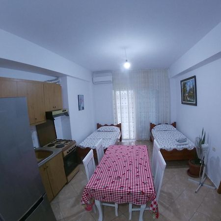 Tulipani Apartments Near Port Sarande Luaran gambar